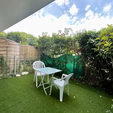 דירה 27M Cozy With Small Garden In La Rochelle! לה רושל